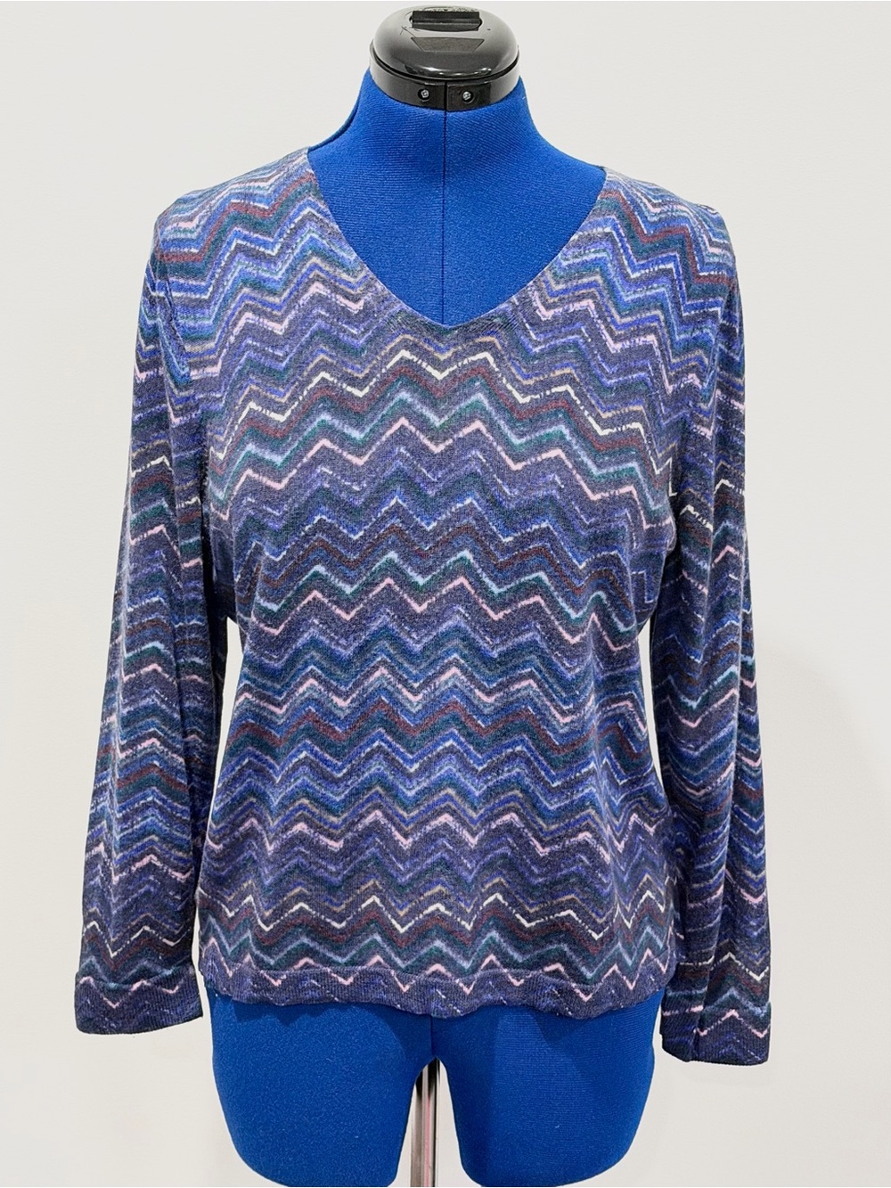 Talbots Chevron 100% Merino Wool V-Neck Sweater in Purple and Blue Multi